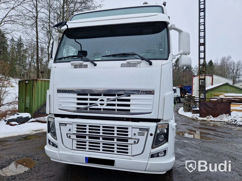 Lastbil Volvo FH16 6X2, 2013 Mätarställning (km): 623718 Tillverkare: Hiab