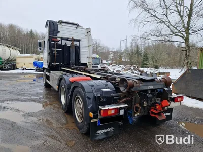 Lastbil Volvo FH16 6X2, 2013 Mätarställning (km): 623718 Tillverkare: Hiab