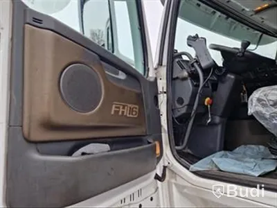 Lastbil Volvo FH16 6X2, 2013 Mätarställning (km): 623718 Tillverkare: Hiab