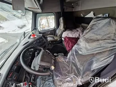 Lastbil Volvo FH16 6X2, 2013 Mätarställning (km): 623718 Tillverkare: Hiab