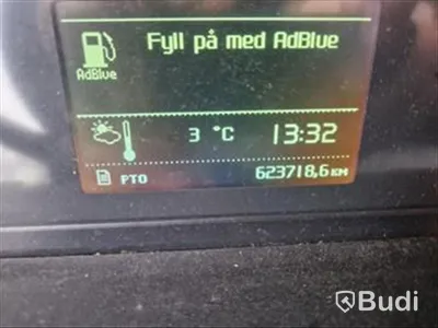 Lastbil Volvo FH16 6X2, 2013 Mätarställning (km): 623718 Tillverkare: Hiab