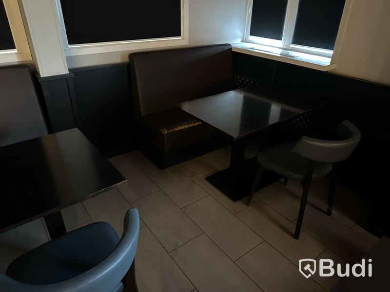 Restaurangmöblemang (stort parti)