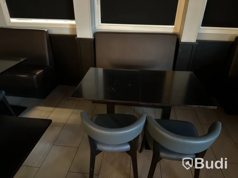 Restaurangmöblemang (stort parti)