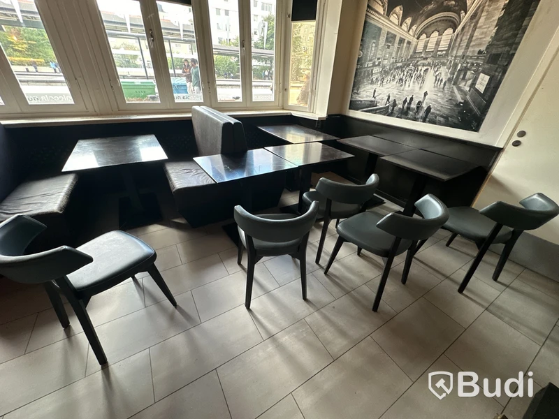Restaurangmöblemang (stort parti)