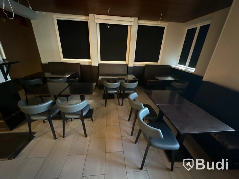 Restaurangmöblemang (stort parti)