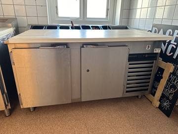 Kylbänk med kylränna