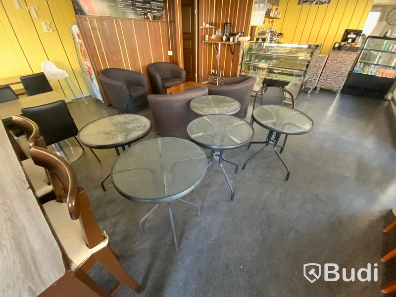 5st cafebord med glasskiva