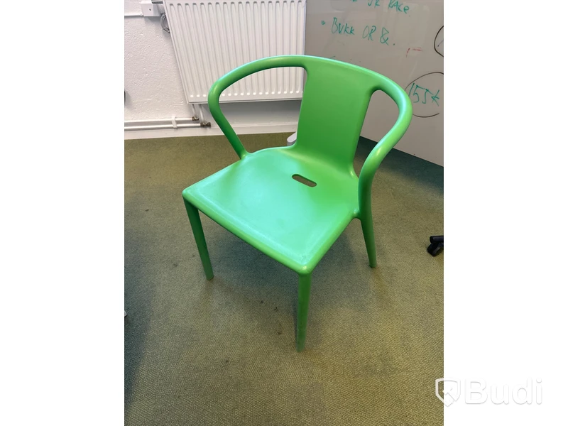 Runt bord med 4 st designstolar - MAGIS Air-armchair