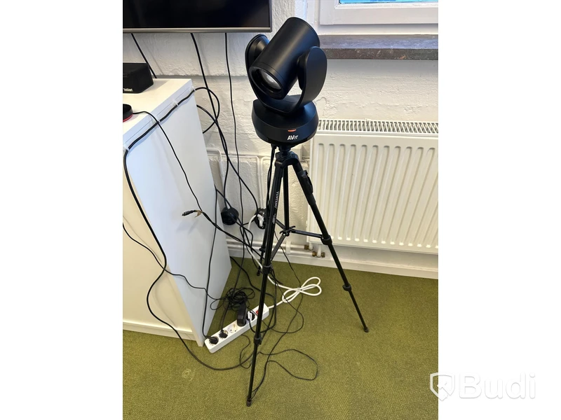 Konferenskamera på stativ inklusive högtalare och kablage - Aver CAM520 PRO