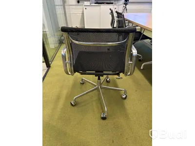Stort konferensbord och 11 st stolar, Herman Miller Eames