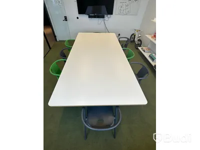 Konferensbord och 7 st designstolar , MAGIS Air-Armchair