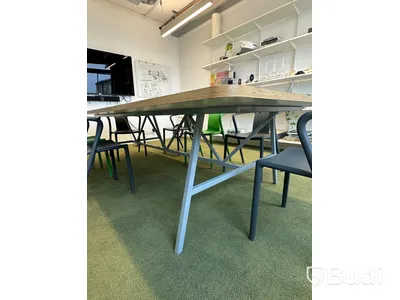 Konferensbord och 7 st designstolar , MAGIS Air-Armchair