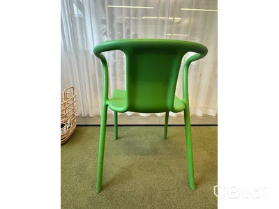Konferensbord och 7 st designstolar , MAGIS Air-Armchair