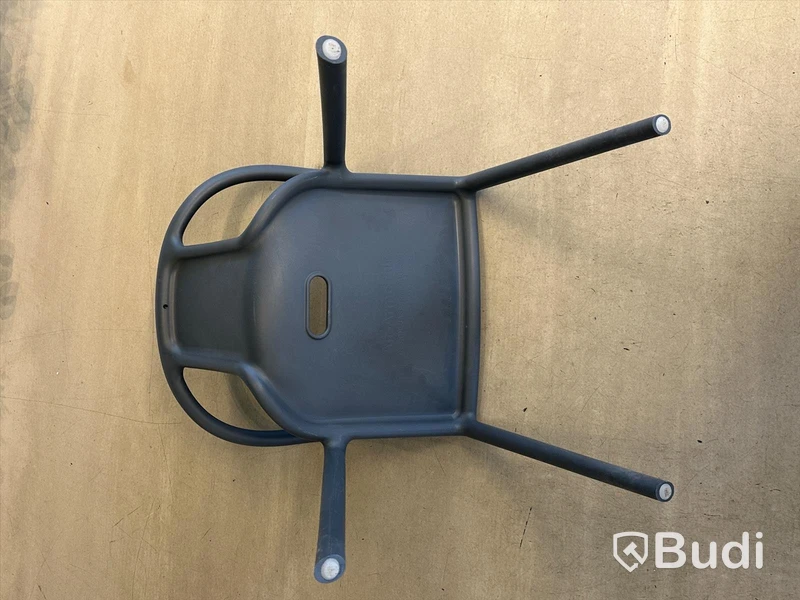 Matbord Vitra och 10 st designstolar,  MAGIS Air-armchair
