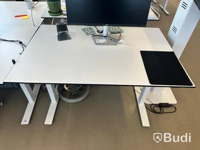 Höj och sänkbart skrivbord 120x80cm - RolErgo