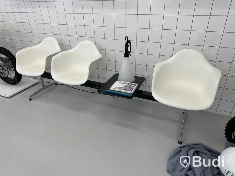 Tandembänk, vitra eames original, 260 cm