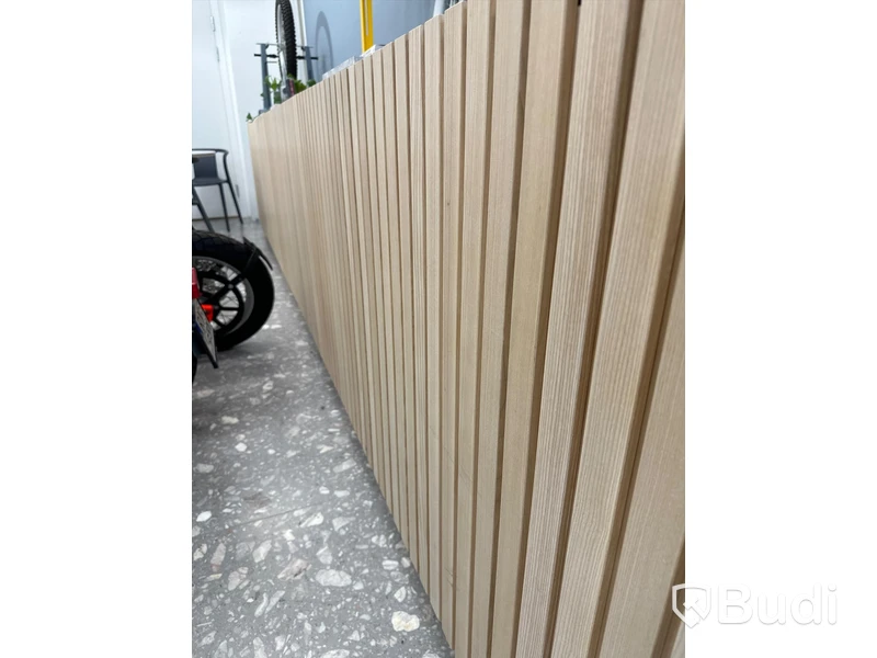 2 st Skåp, front med träpanel