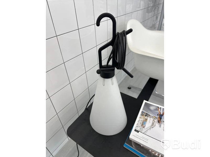 Lampa, Flos