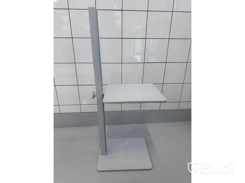 Sidobord, String museum, aluminium och stål