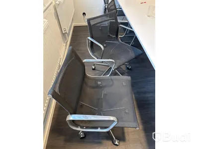 Konferensbord och 8 st stolar Herman Miller Eames