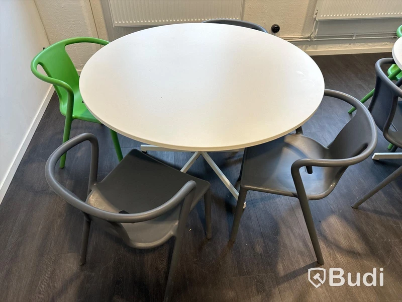 Bord och 4 st stolar, Hay Air-armchair