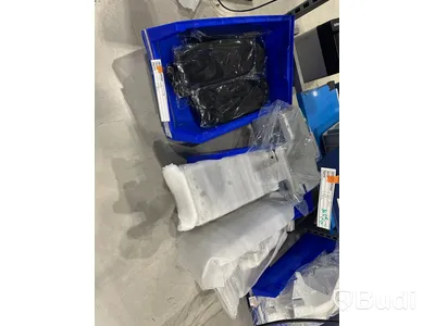 Verkstadsstation med hylla, 2 st. datorbord på hjul och soptunna