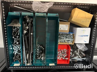 Verkstadsinredning med bänk, inklusive verktyg - Pela Tools