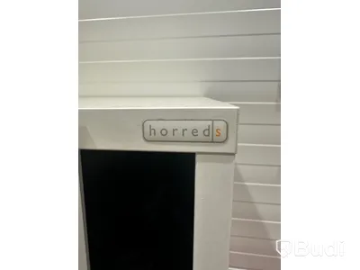 Skåp med dragdörrar - horreds