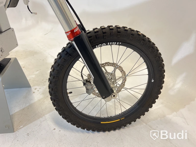 Reparationsobjekt Lätt motorcykel Cake Kalk
