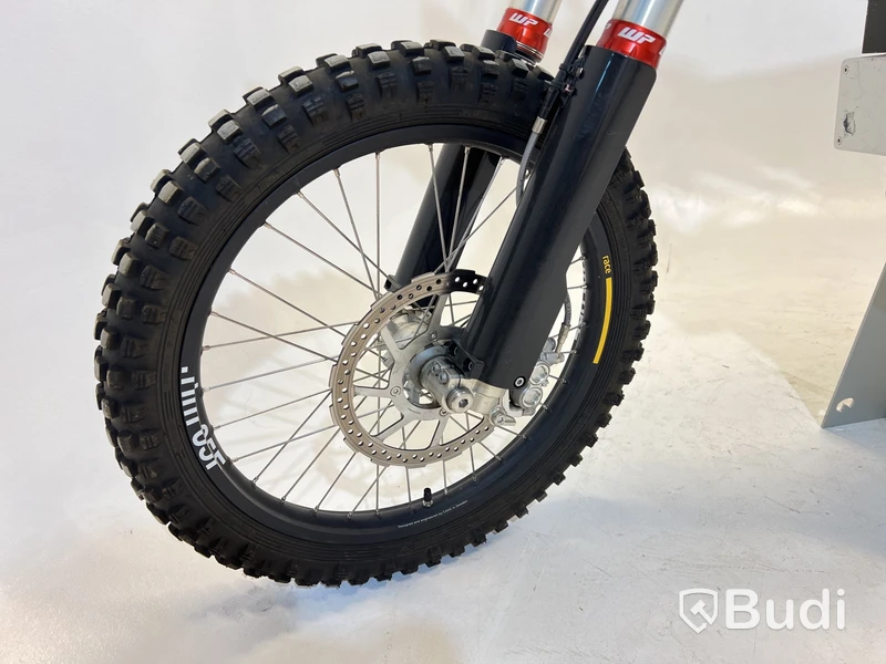 Reparationsobjekt Lätt motorcykel Cake Kalk
