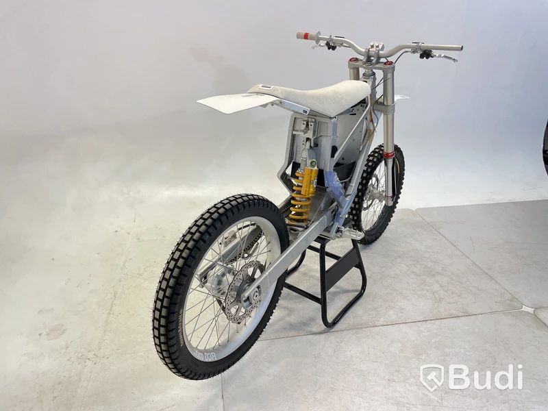 Reparationsobjekt Lätt motorcykel Cake Kalk