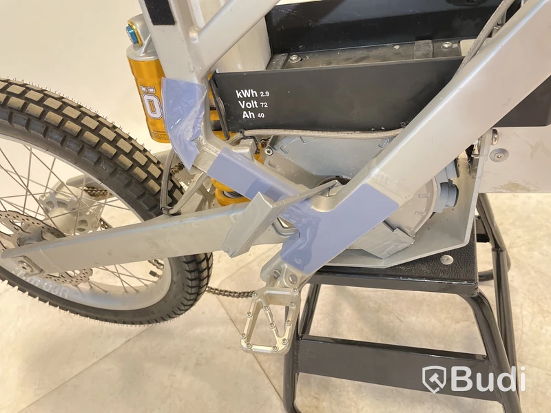 Reparationsobjekt Lätt motorcykel Cake Kalk