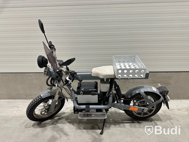 Reparationsobjekt Lätt motorcykel Cake ÖSA PLUS CR