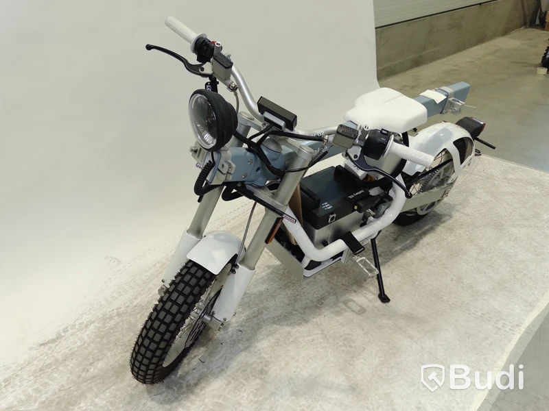 Reparationsobjekt Lätt motorcykel Cake ÖSA PLUS  Obs! Utlandsregistrerad