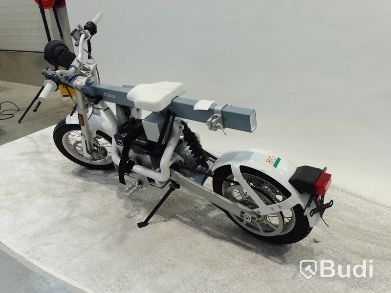Reparationsobjekt Lätt motorcykel Cake ÖSA PLUS  Obs! Utlandsregistrerad