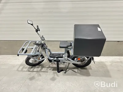 Reparationsobjekt Moped Cake MAKKA FLEX GREY 2023, REGNR; DPU243.