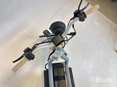 Cake Makka Flex Grey -2022 | YW2C4H044NA000094 | Vägregistrerad Moped Klass-1