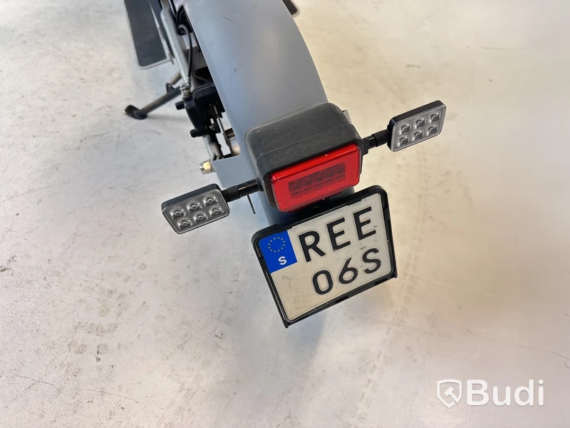 Cake Makka Flex Grey -2022 | YW2C4H044NA000094 | Vägregistrerad Moped Klass-1