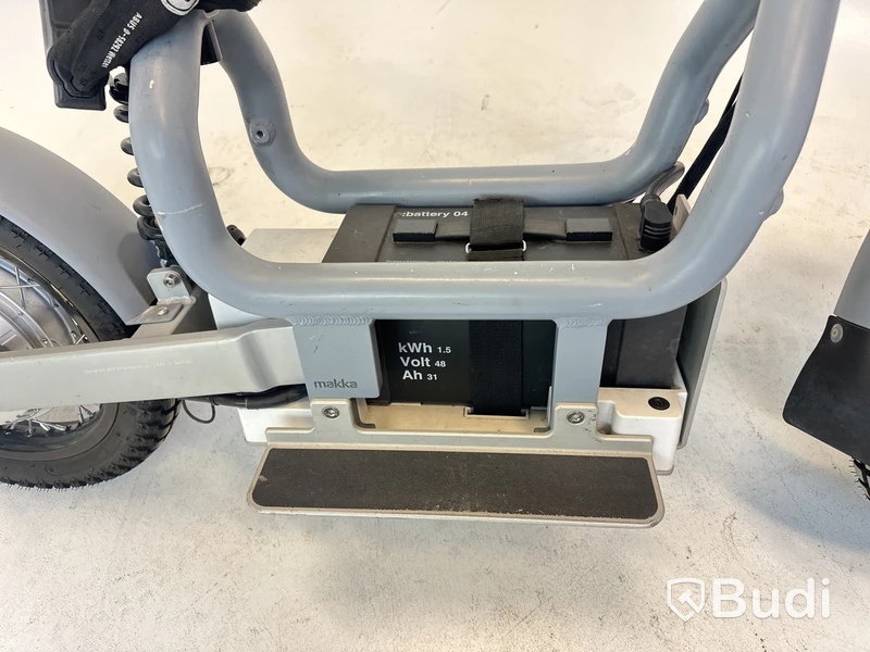 Cake Makka Flex Grey -2022 | YW2C4H044NA000094 | Vägregistrerad Moped Klass-1