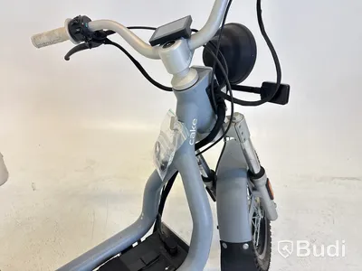 Cake Makka Flex Grey -2022 | YW2C4H044NA000094 | Vägregistrerad Moped Klass-1