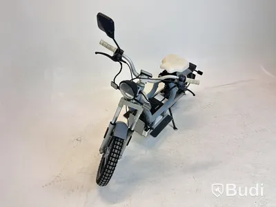 Cake Makka Flex Grey -2022 | YW2C4H044NA000094 | Vägregistrerad Moped Klass-1