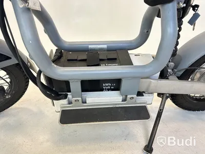 Cake Makka Flex Grey -2022 | YW2C4H044NA000094 | Vägregistrerad Moped Klass-1