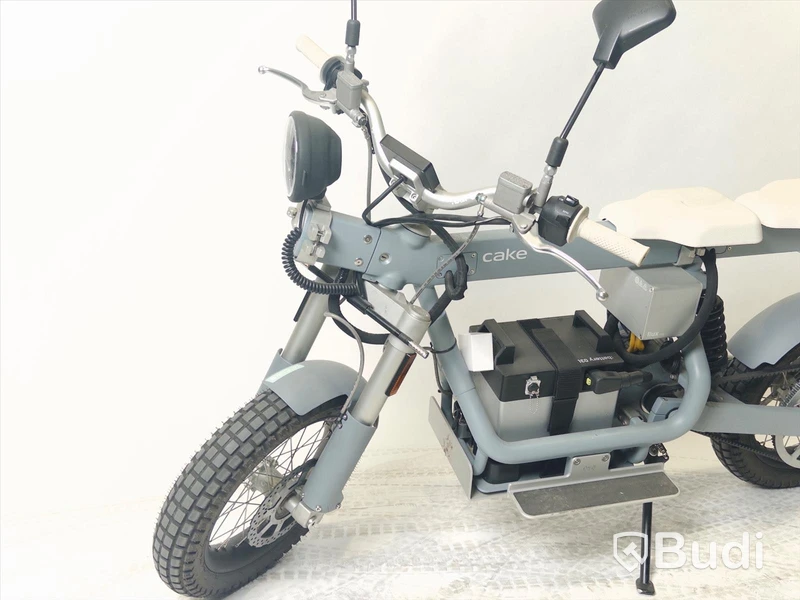 Moped Cake ÖSA Flex Grey REGNR: YOK91U , Begagnad. Med tillbehör