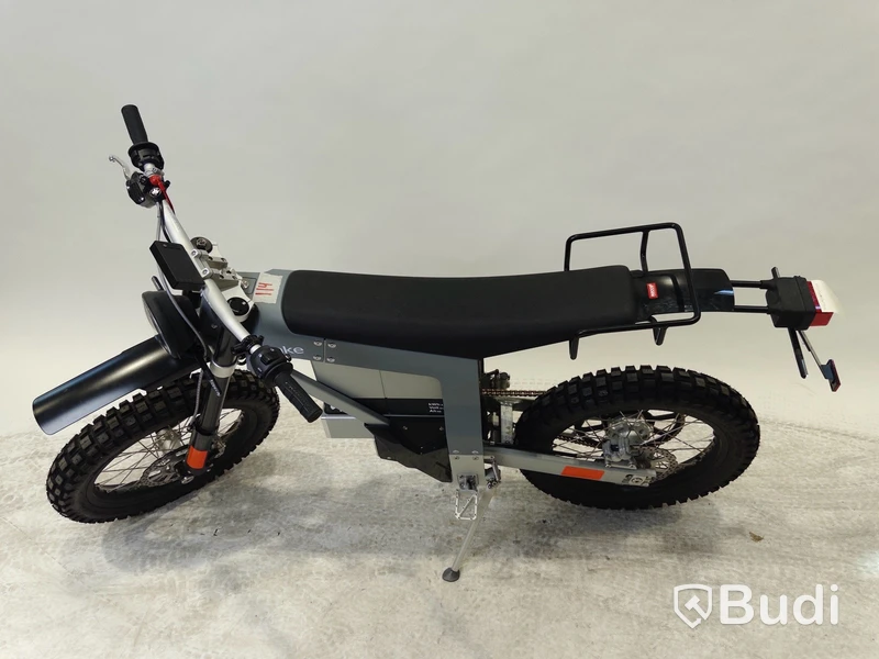 YW2C1M106NT001197 Lätt motorcykel Cake, KALK WORK. Begagnad. Inkl. laddare.