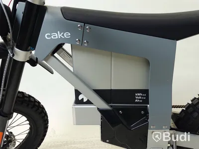YW2C1M106NT001197 Lätt motorcykel Cake, KALK WORK. Begagnad. Inkl. laddare.