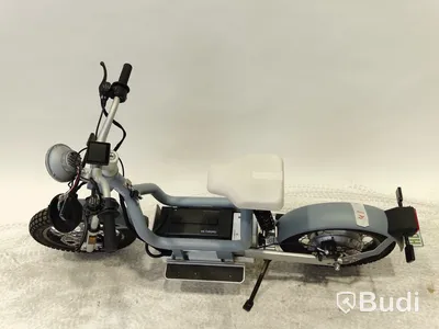 YW2C4H046NA000310 Moped Cake MAKKA FLEX GREY, inkl. laddare. Begagnad. Obs! Utlandsregistrerad