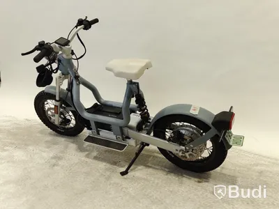 YW2C4H046NA000310 Moped Cake MAKKA FLEX GREY, inkl. laddare. Begagnad. Obs! Utlandsregistrerad
