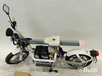 YW2C2M101LT000131  Lätt motorcykel Cake, ÖSA PLUS. Begagnad. Obs! Utlandsregistrerad