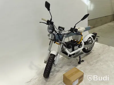 YW2C2M101LT000131  Lätt motorcykel Cake, ÖSA PLUS. Begagnad. Obs! Utlandsregistrerad