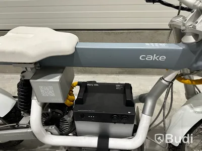 YW2C2M106LT000061 Lätt motorcykel Cake ÖSA PLUS. Begagnad. Obs! Utlandsregistrerad